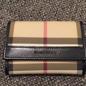 Burberry change purse